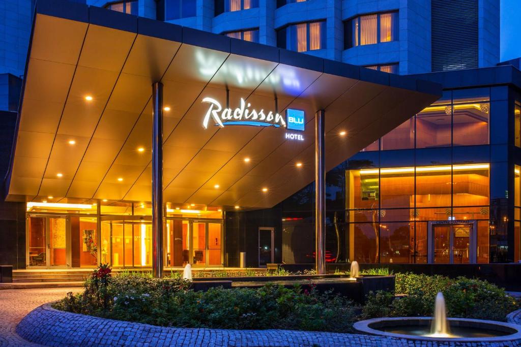 Radisson Blu M'Bamou Palace